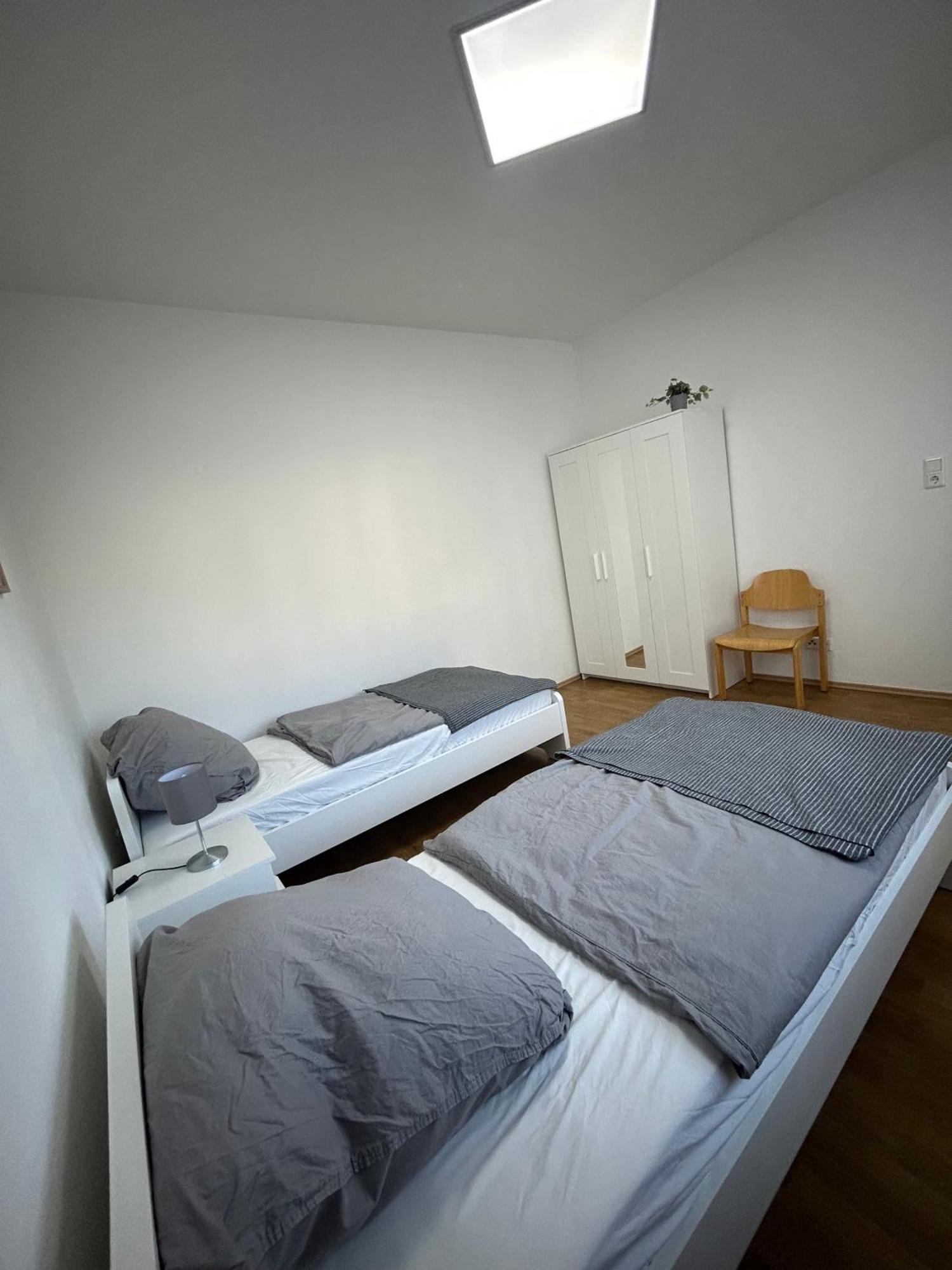 Gemuetliche Ferienwohnung - Voll Ausgestattet, Zentral Aber Ruhig ! 부퍼탈 외부 사진